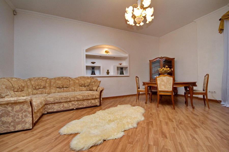Apartments On Besarabka เคียฟ ภายนอก รูปภาพ