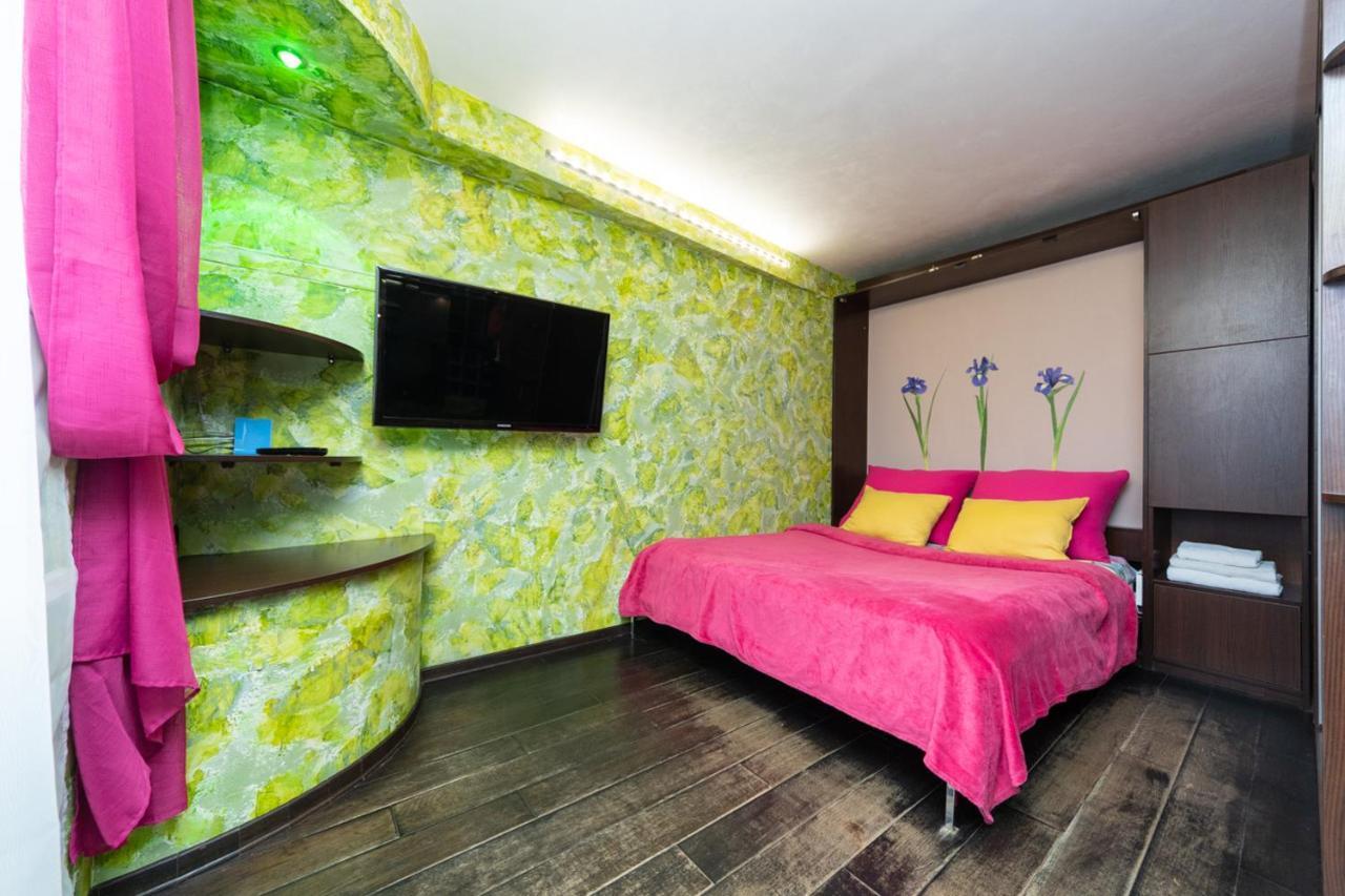 Apartments On Besarabka เคียฟ ภายนอก รูปภาพ